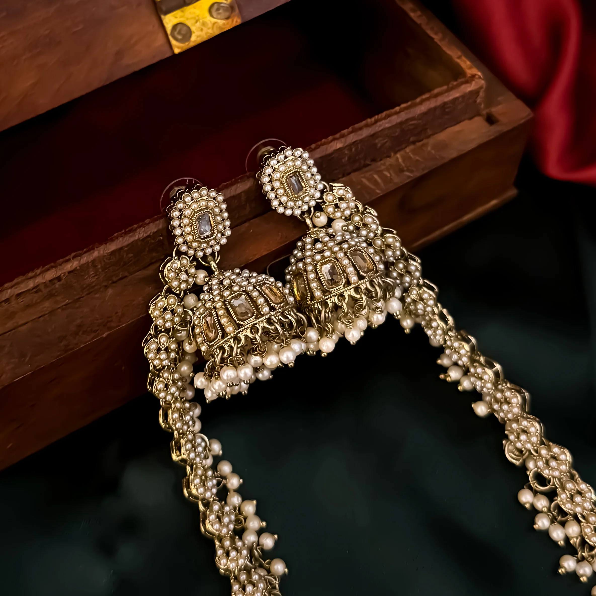 Aarzoo Jadau Reverse AD Jhumka Earrings with Sahara & Teeka - Golden - Image 4