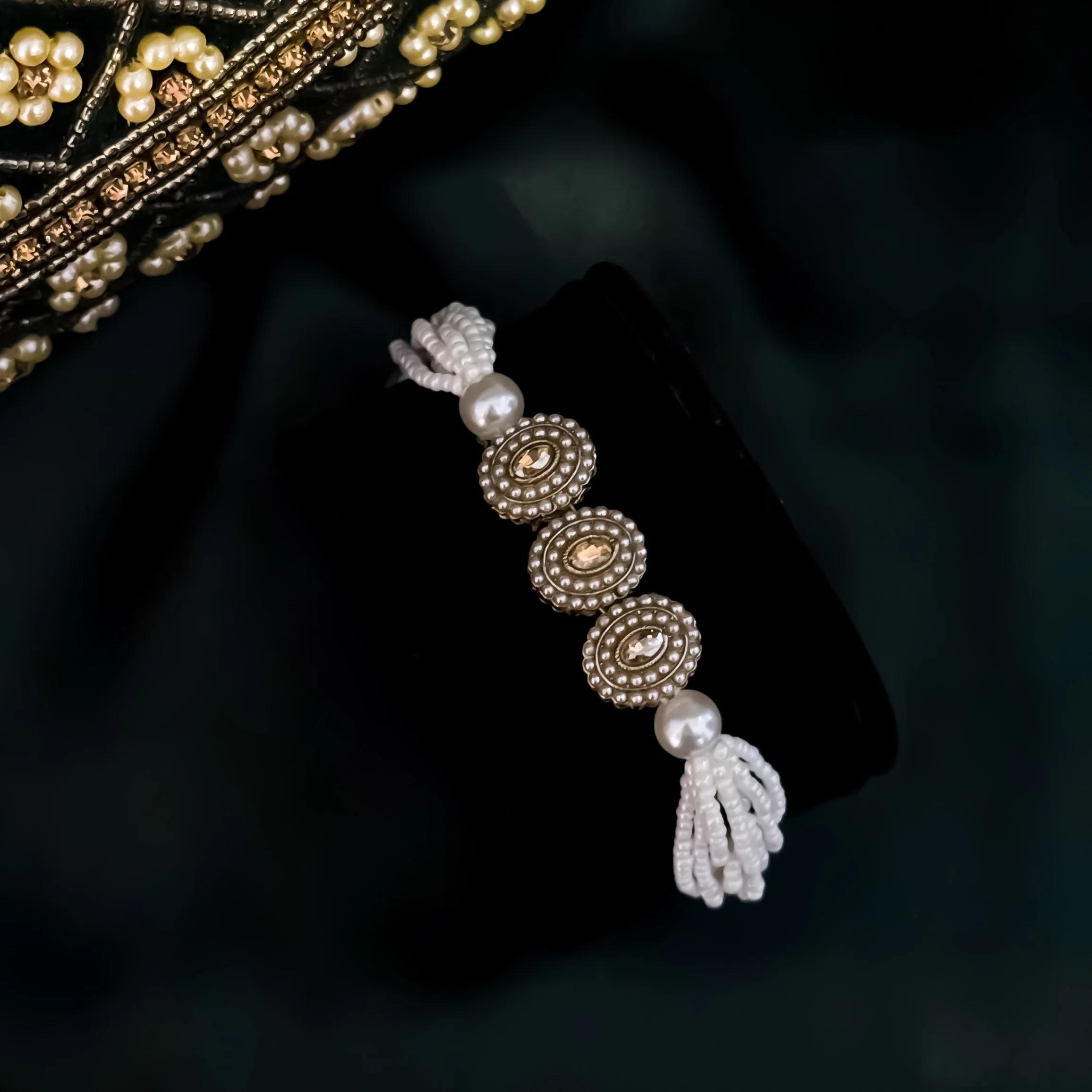 Teresa Jadau Kundan Bracelet - Golden - Image 3