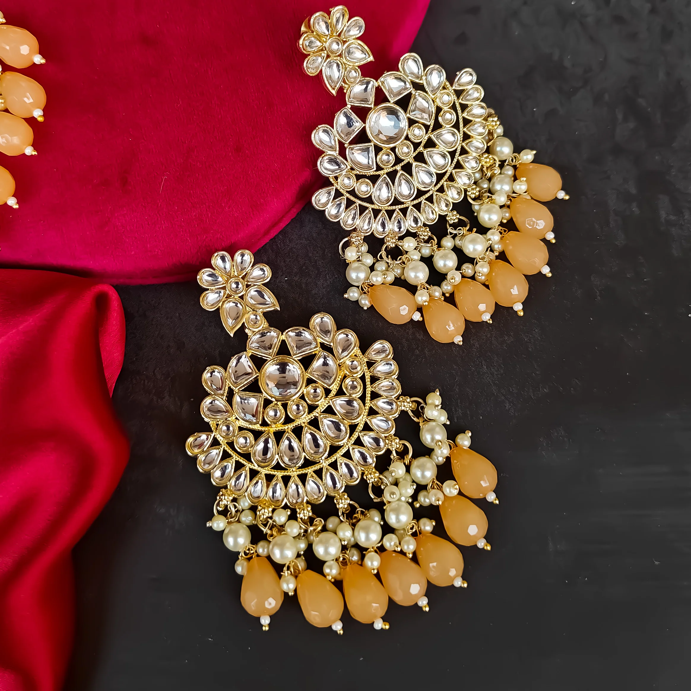 Amber Dabi Kundan Necklace Set - Peach - Image 3