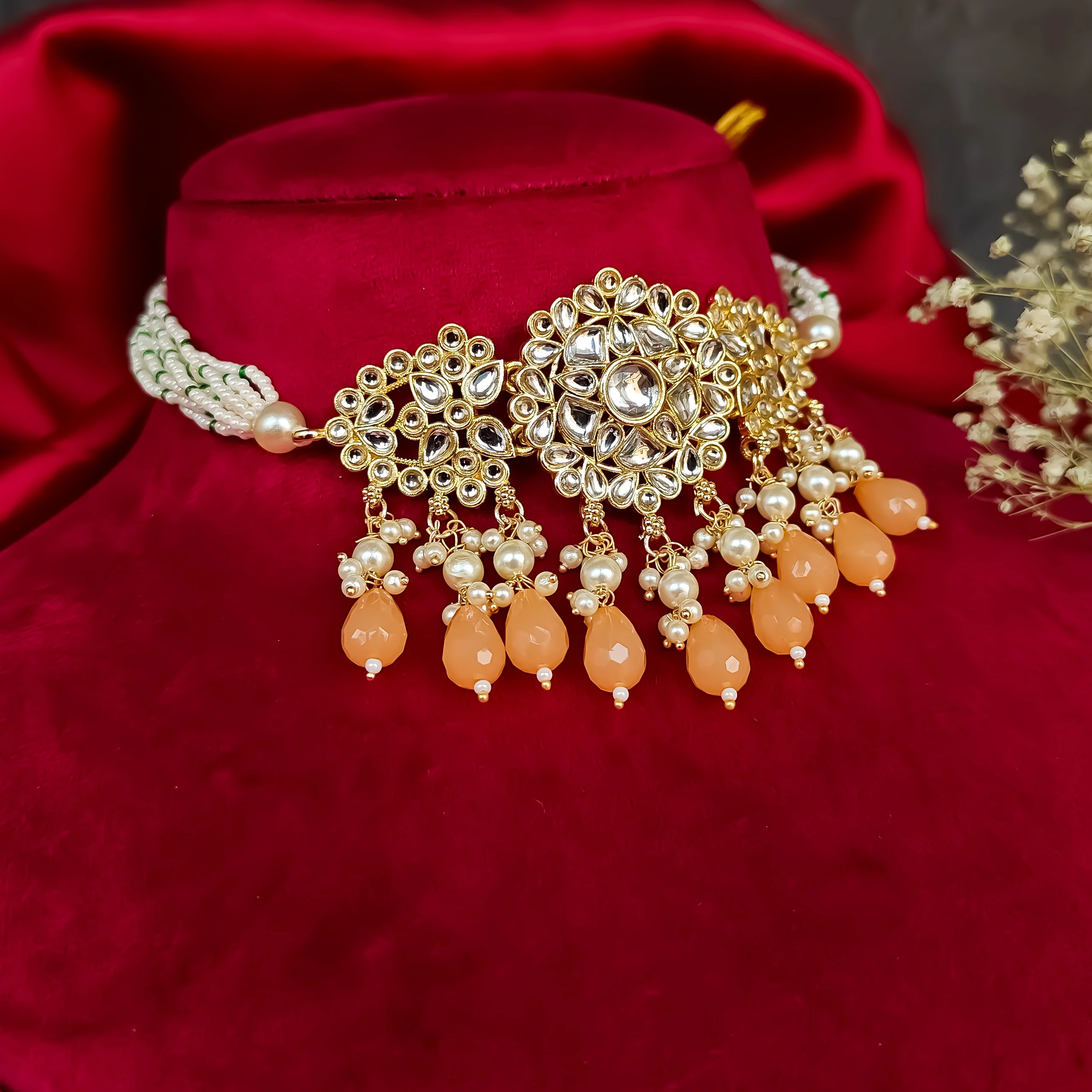 Amber Dabi Kundan Necklace Set - Peach - Image 5