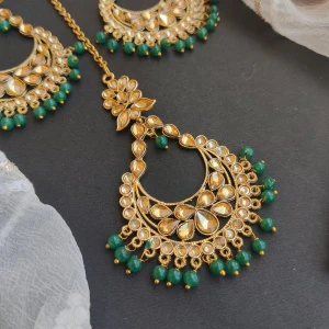 ""KANJI'' GOLDEN LCT EARRINGS MANGTIKA SET - GREEN - Image 3