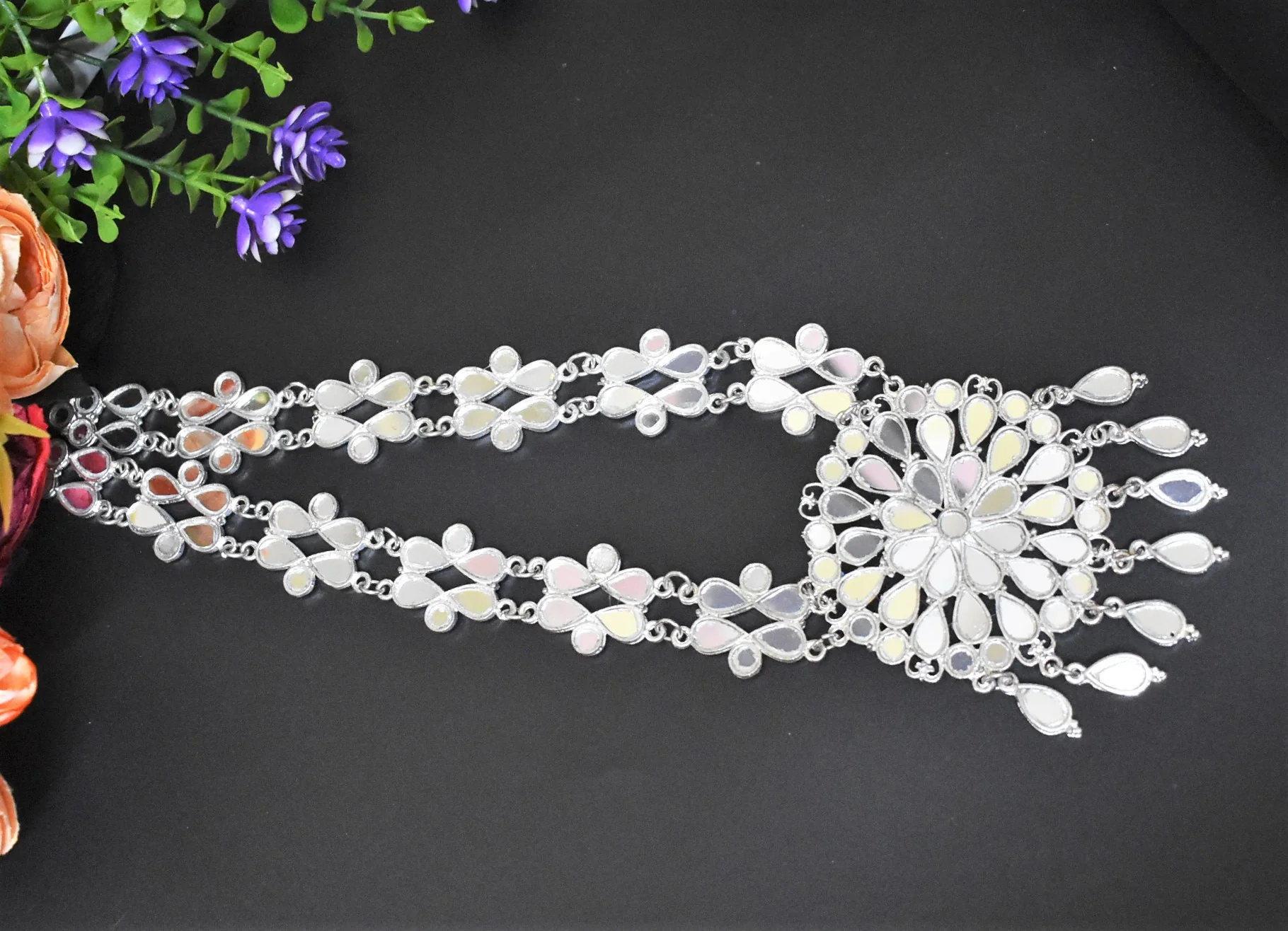 Hand Cut Glass Mirror Oxidised Necklace Set - Image 4