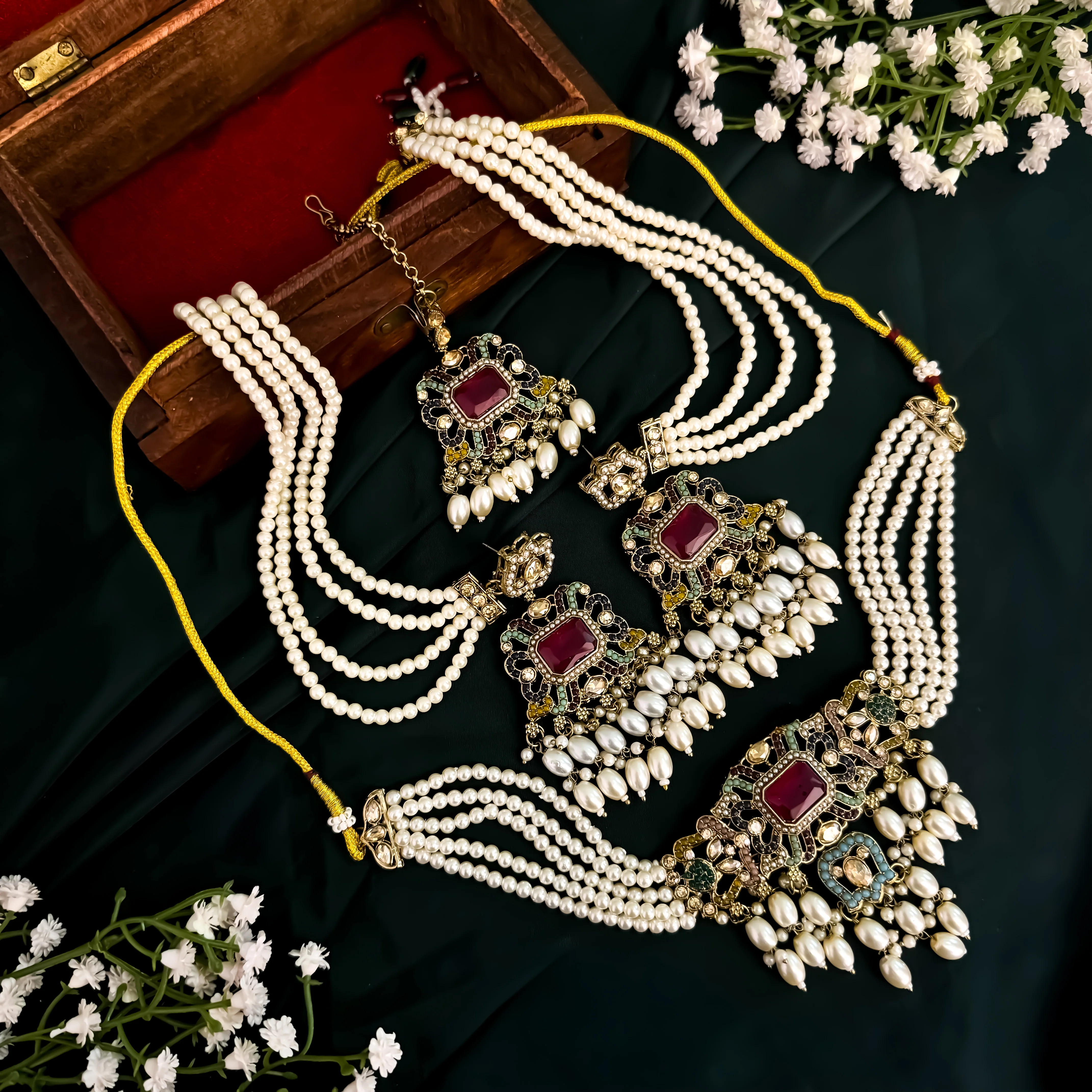 Jodha Jadau Reverse AD Necklace Set with Sahara Earrings & Teeka - Multi (𝑮𝒆𝒕 𝑭𝒓𝒆𝒆 𝑰𝒏𝒗𝒊𝒔𝒊𝒃𝒍𝒆 𝑬𝒂𝒓𝒄𝒉𝒂𝒊𝒏)