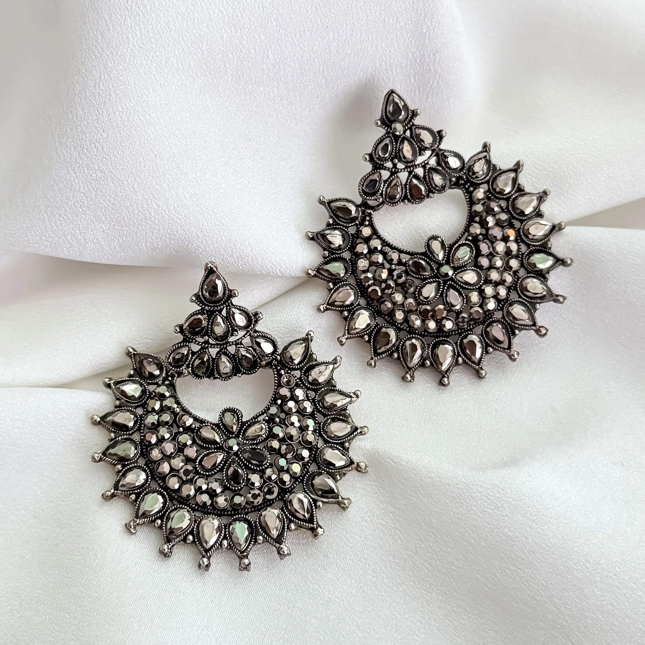 Lekha Zircon Black Stud Earrings