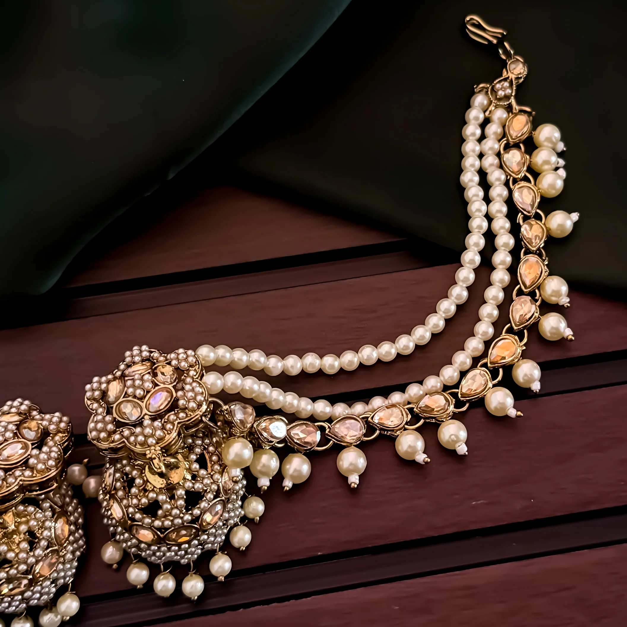 Manika Jadau Jhumka Earrings with Sahara/Earchains - Golden - Image 4