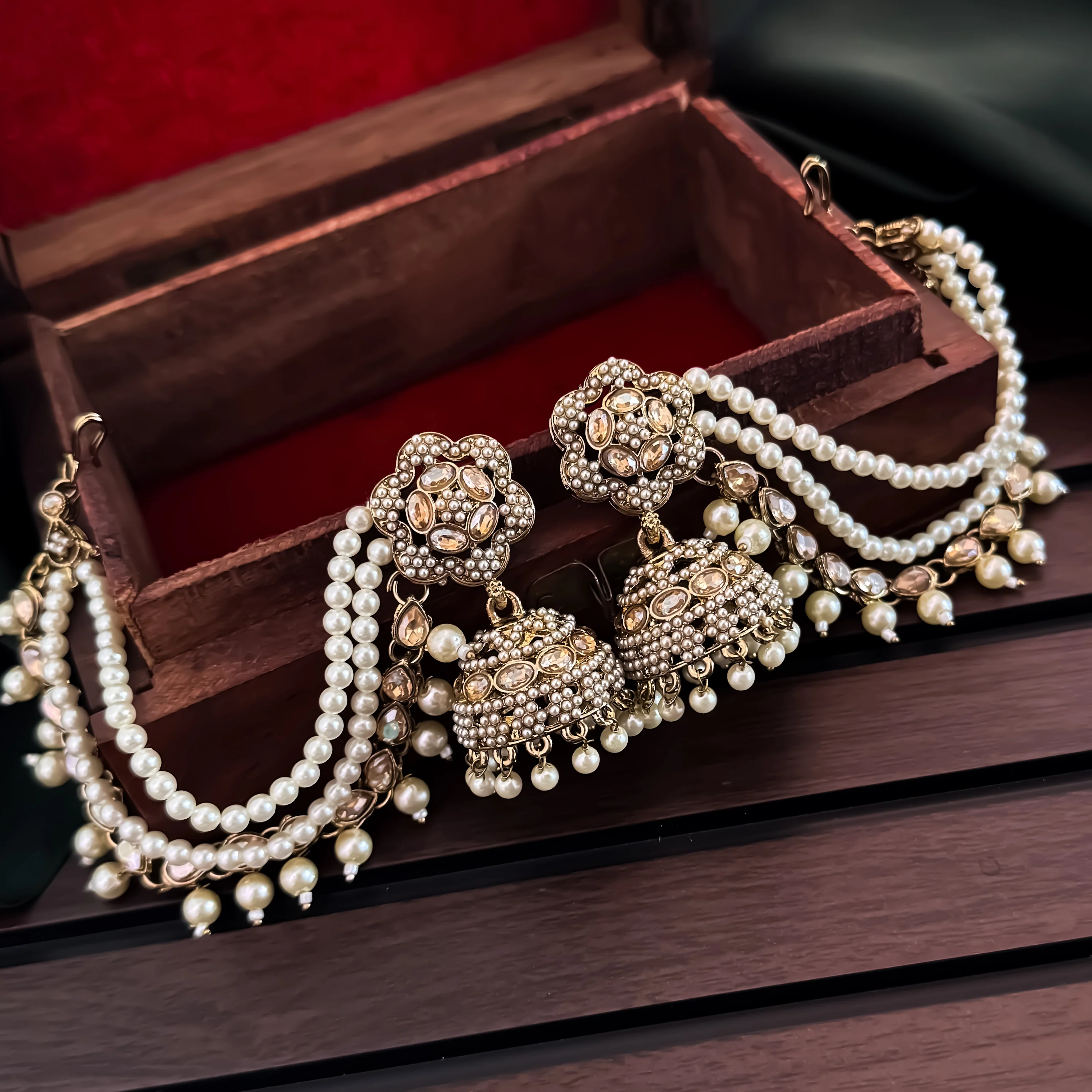 Manika Jadau Jhumka Earrings with Sahara/Earchains - Golden - Image 6