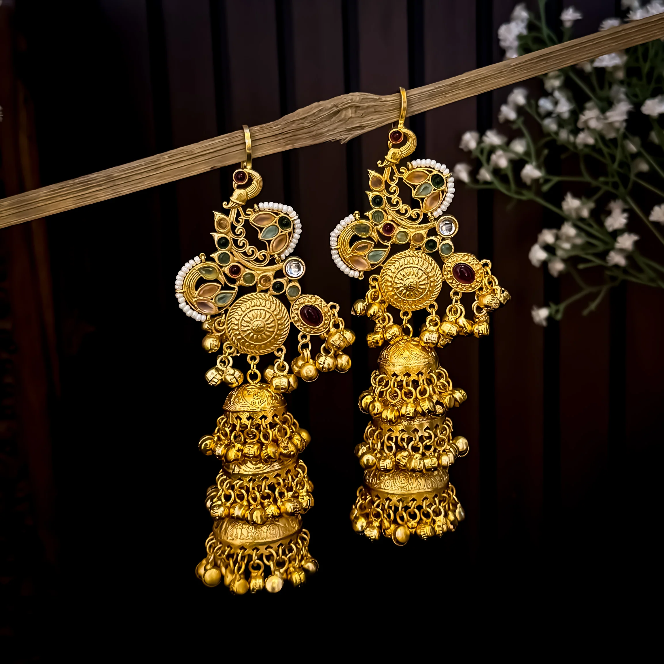 (𝖯𝗋𝖾-𝖮𝗋𝖽𝖾𝗋/𝖣𝗂𝗌𝗉𝖺𝗍𝖼𝗁 𝗂𝗇 5-7 𝖽𝖺𝗒𝗌) Mayurkanchi Peacock Premium Kashmiri Brass Jhumka with Earcuff Earrings - Golden - Image 3