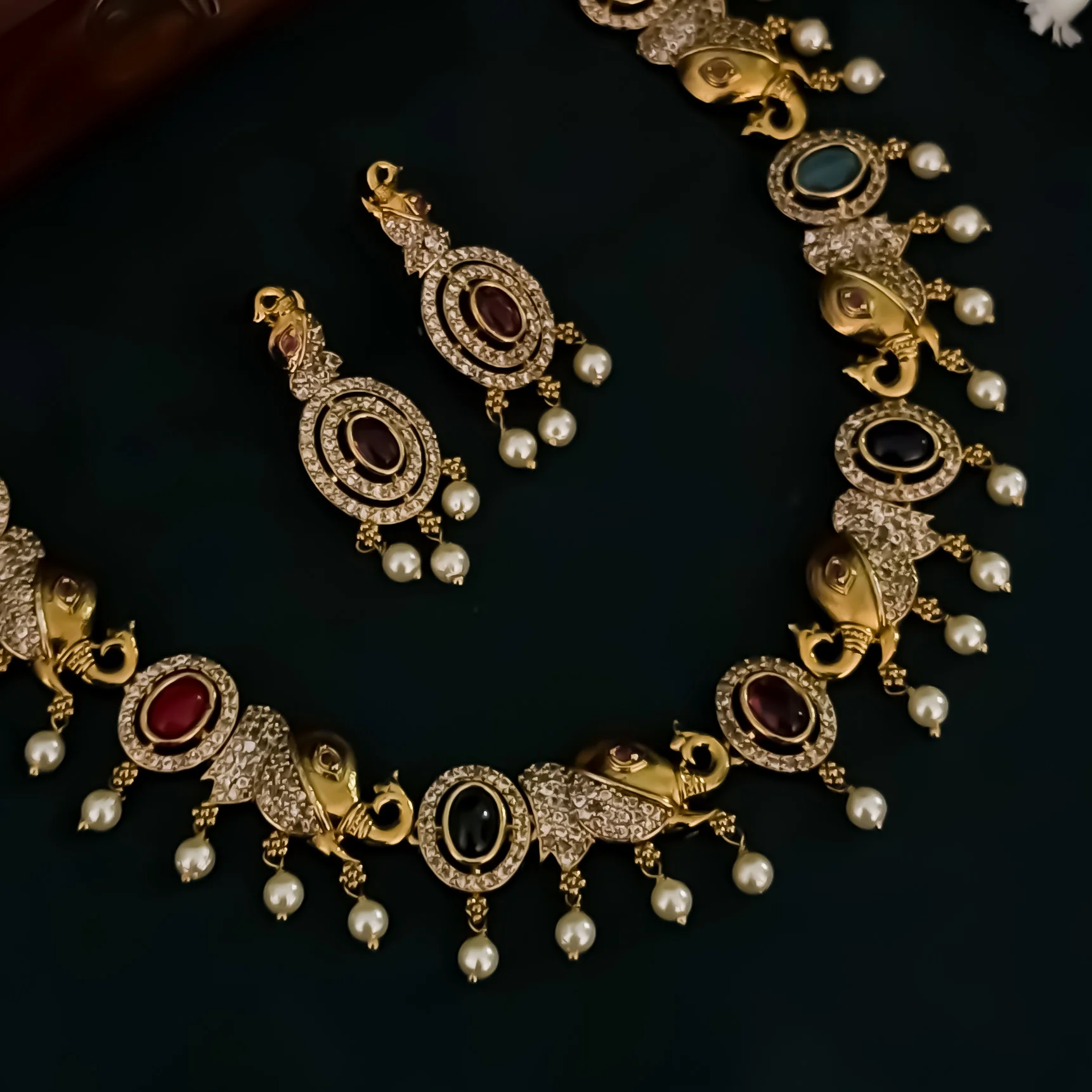 Gajanan Navratan AD Necklace Set - Image 5
