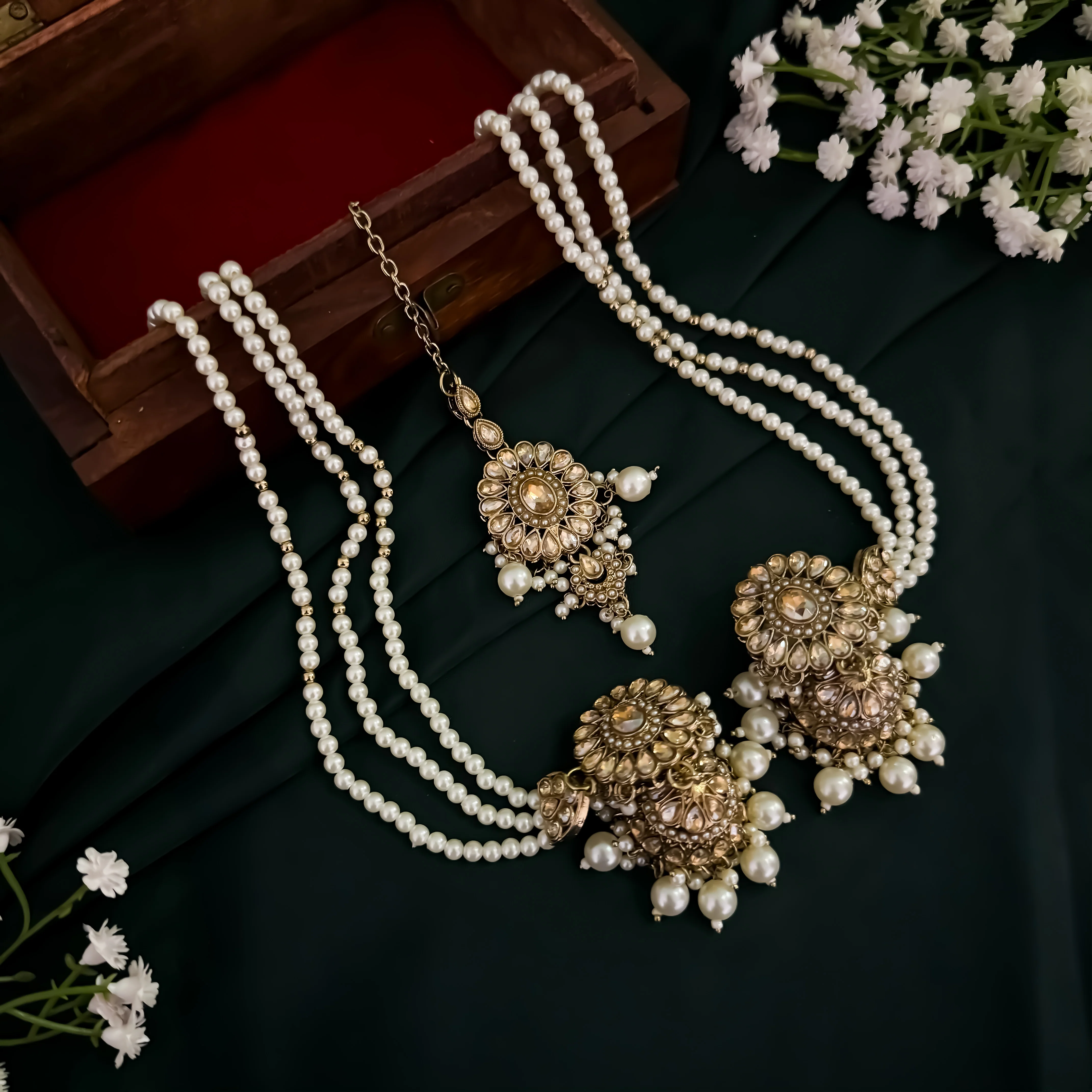 Noorani Reverse AD Necklace Set with Jhumka Sahara Earrings & Teeka - Golden (𝑮𝒆𝒕 𝑭𝒓𝒆𝒆 𝑰𝒏𝒗𝒊𝒔𝒊𝒃𝒍𝒆 𝑬𝒂𝒓𝒄𝒉𝒂𝒊𝒏) - Image 3