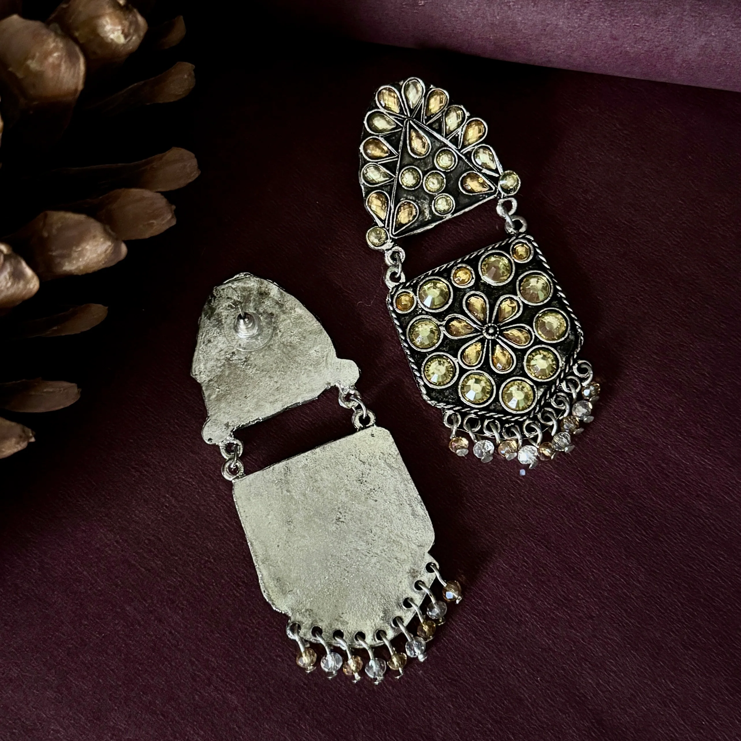 Raza SIlver Stone Studded Earring - Image 3
