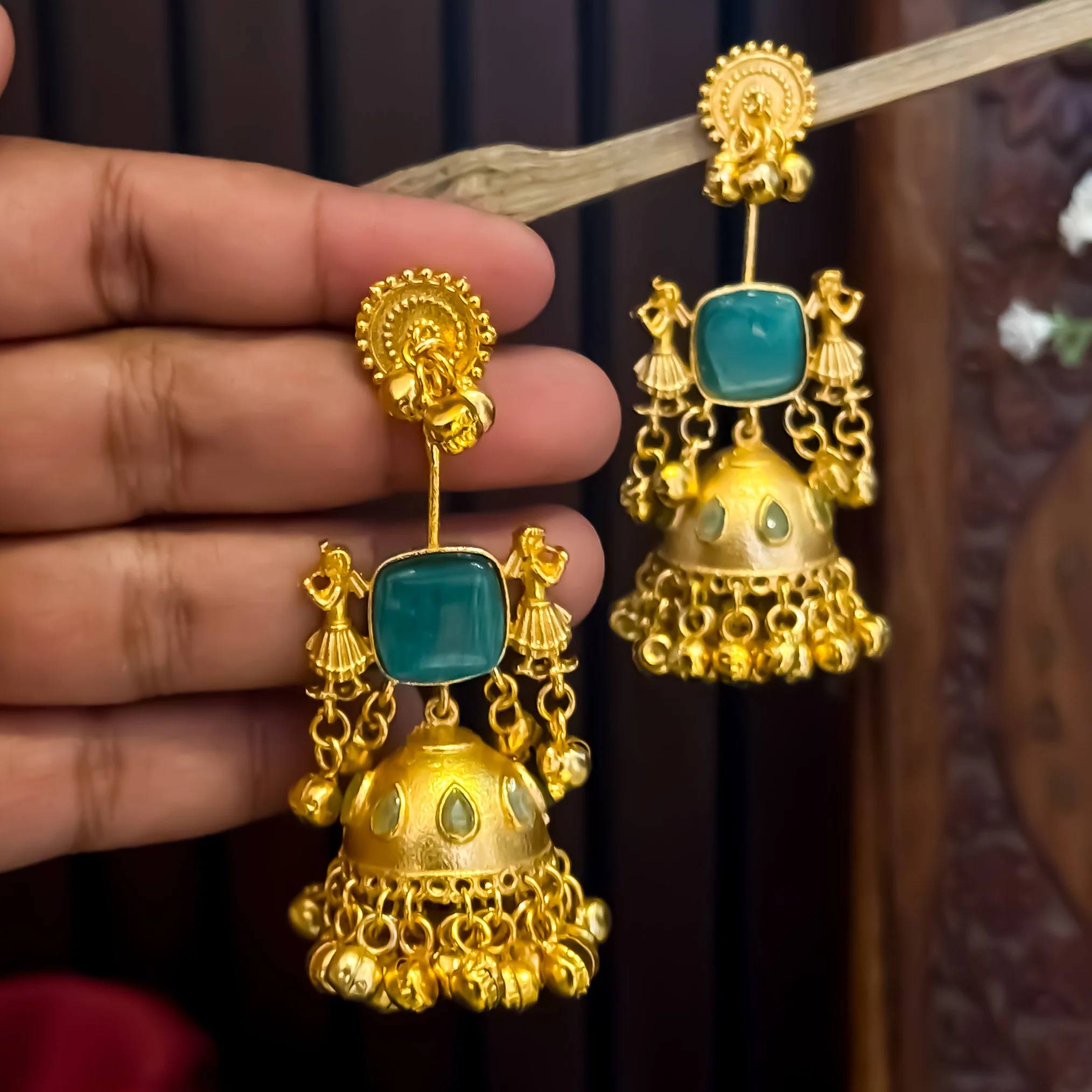 Baraat Premium Kashmiri Brass Dejhoor Earrings - Pastel Green - Image 3