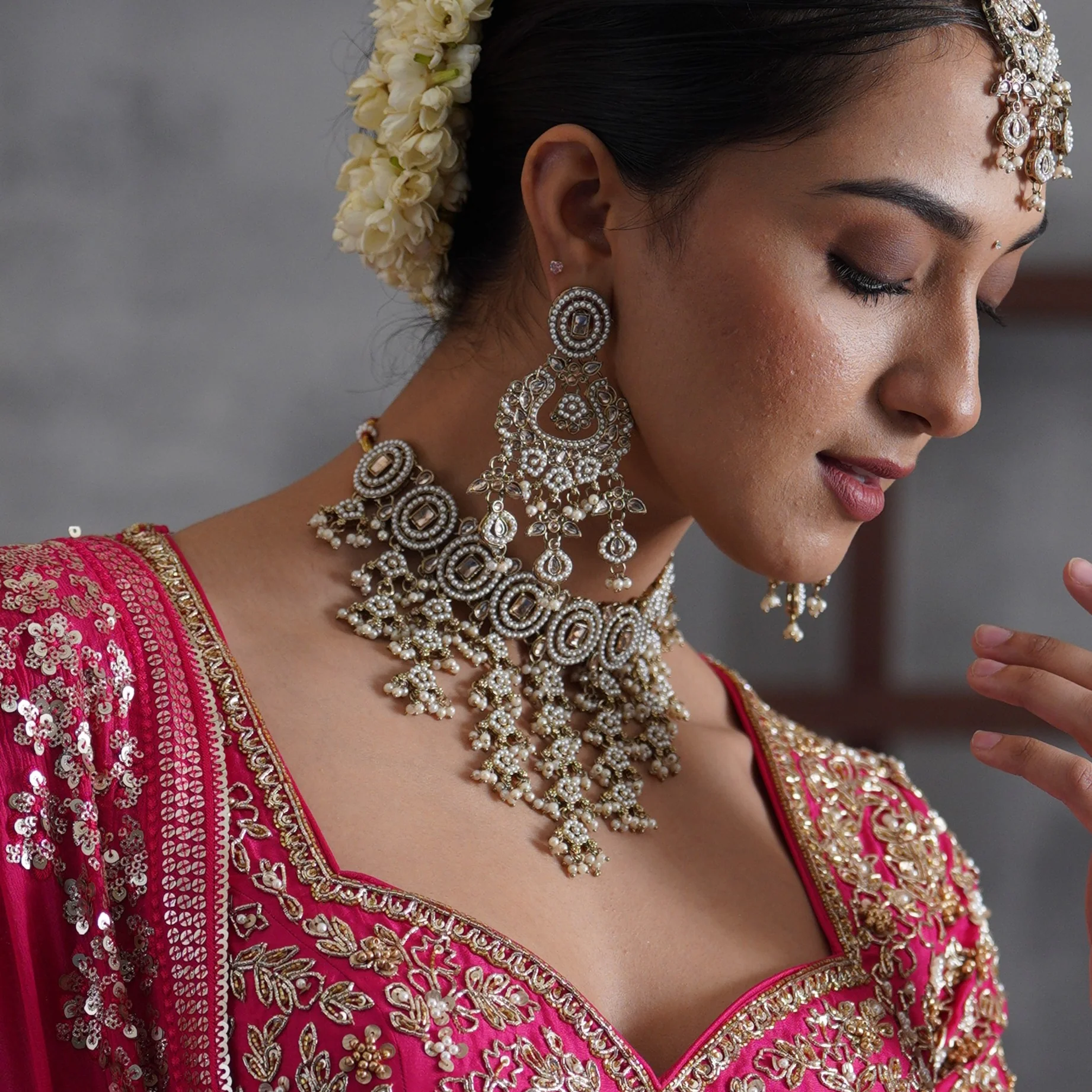 Rehan Jadau Reverse AD Necklace Set - Golden - Image 6