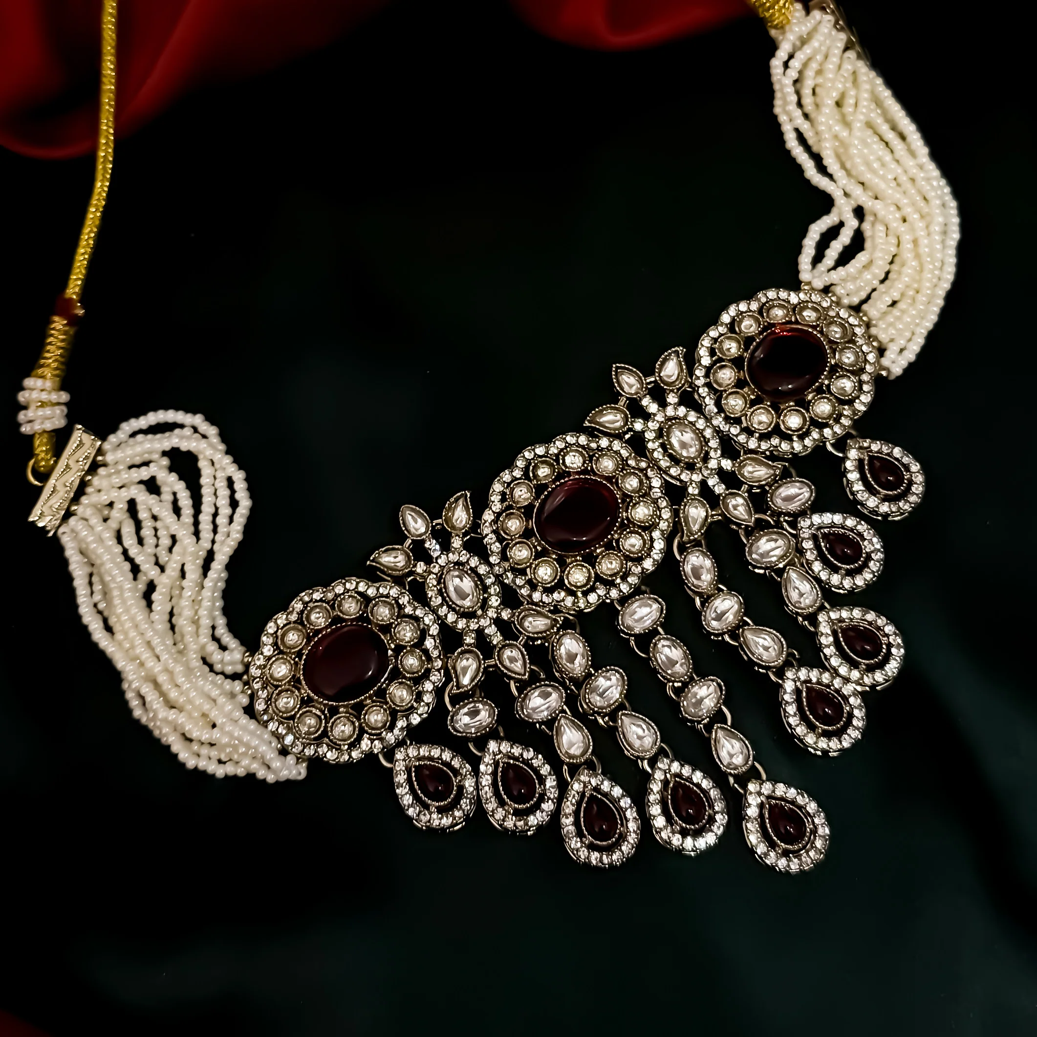Rumani Premium Victorian Style Choker Necklace Set- Maroon - Image 2