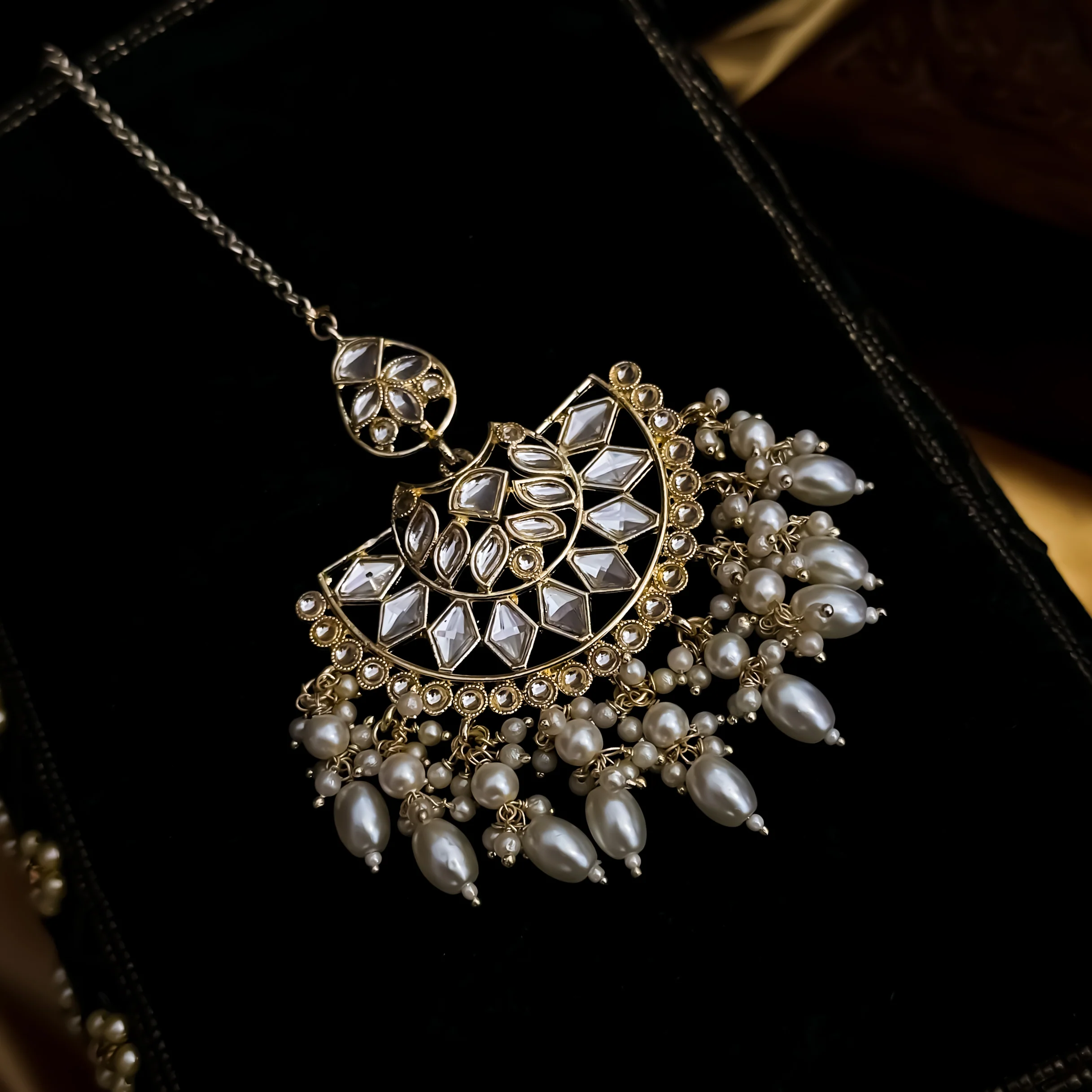 Savitri Kundan Pearl Maang Teeka - Golden - Image 3