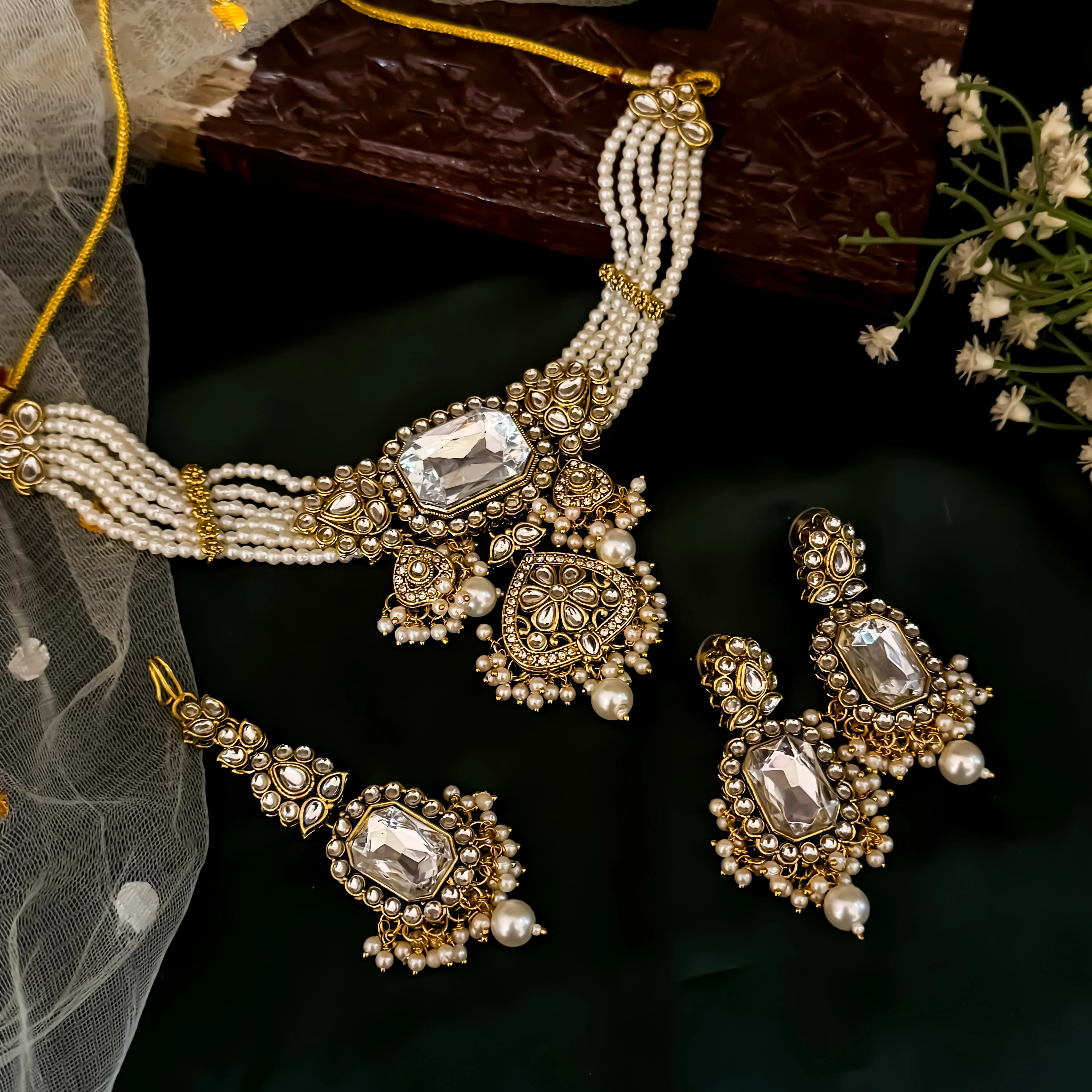Shriya Royal Kundan Choker Necklace Set - Golden - Image 2