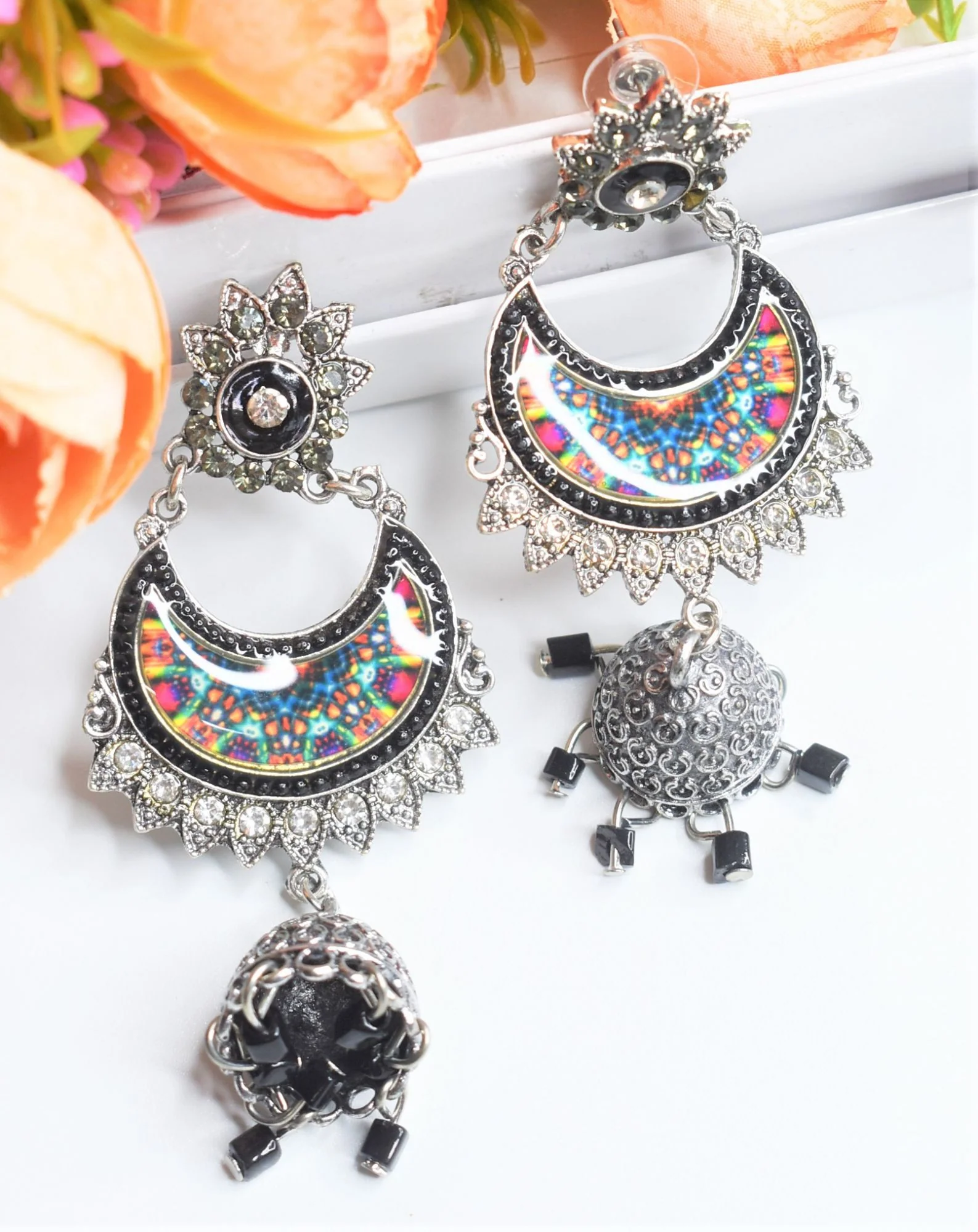 Silver Graphic Oxidised Jhumka Earring - Image 3