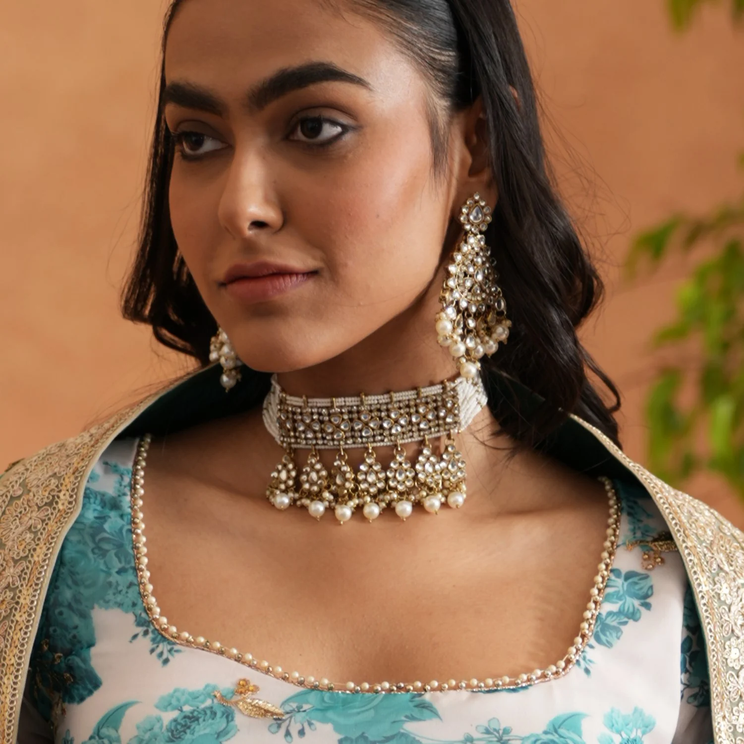 Sreeja Golden Necklace Set - Image 10