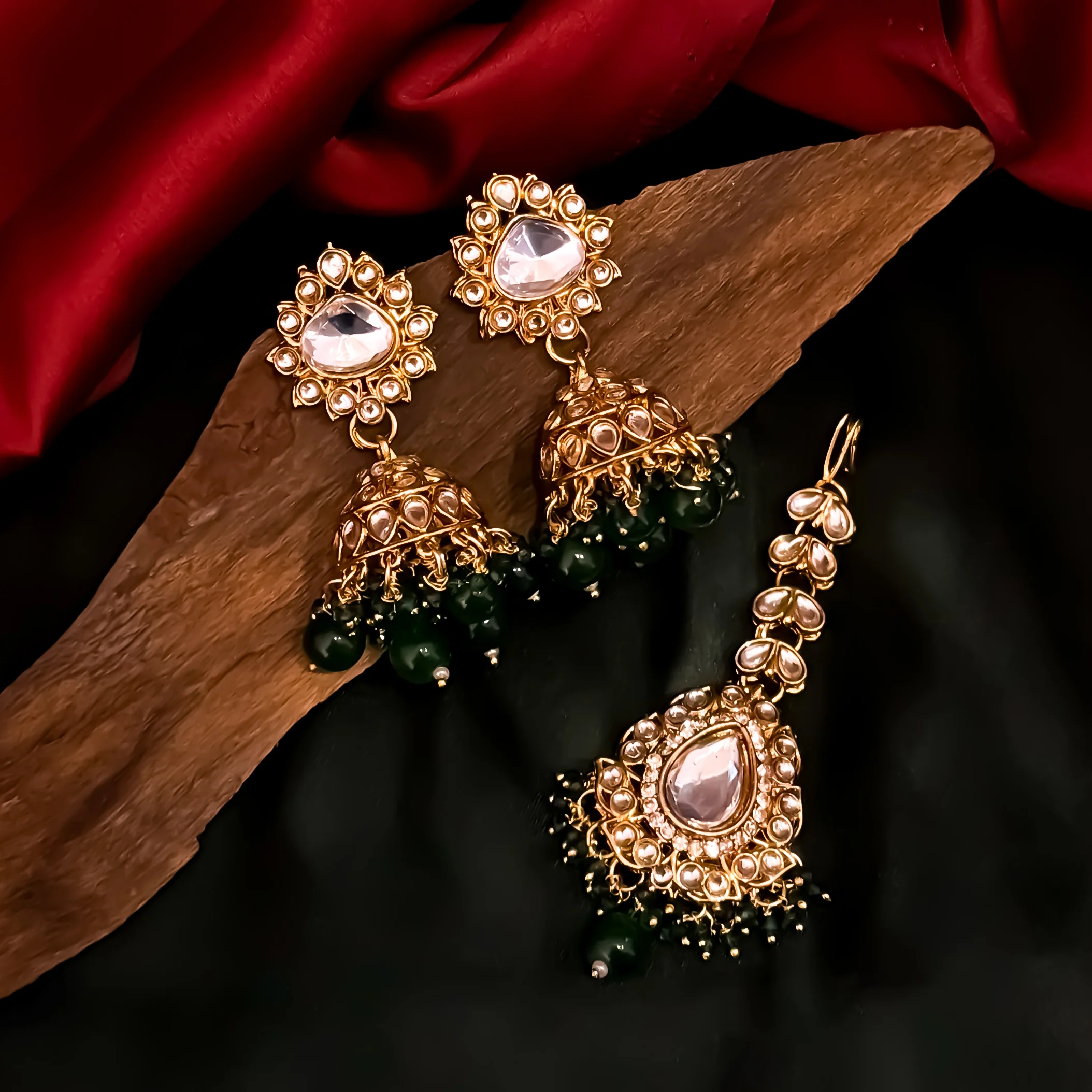 Sunaina Kundan Choker Necklace Set - Green - Image 2