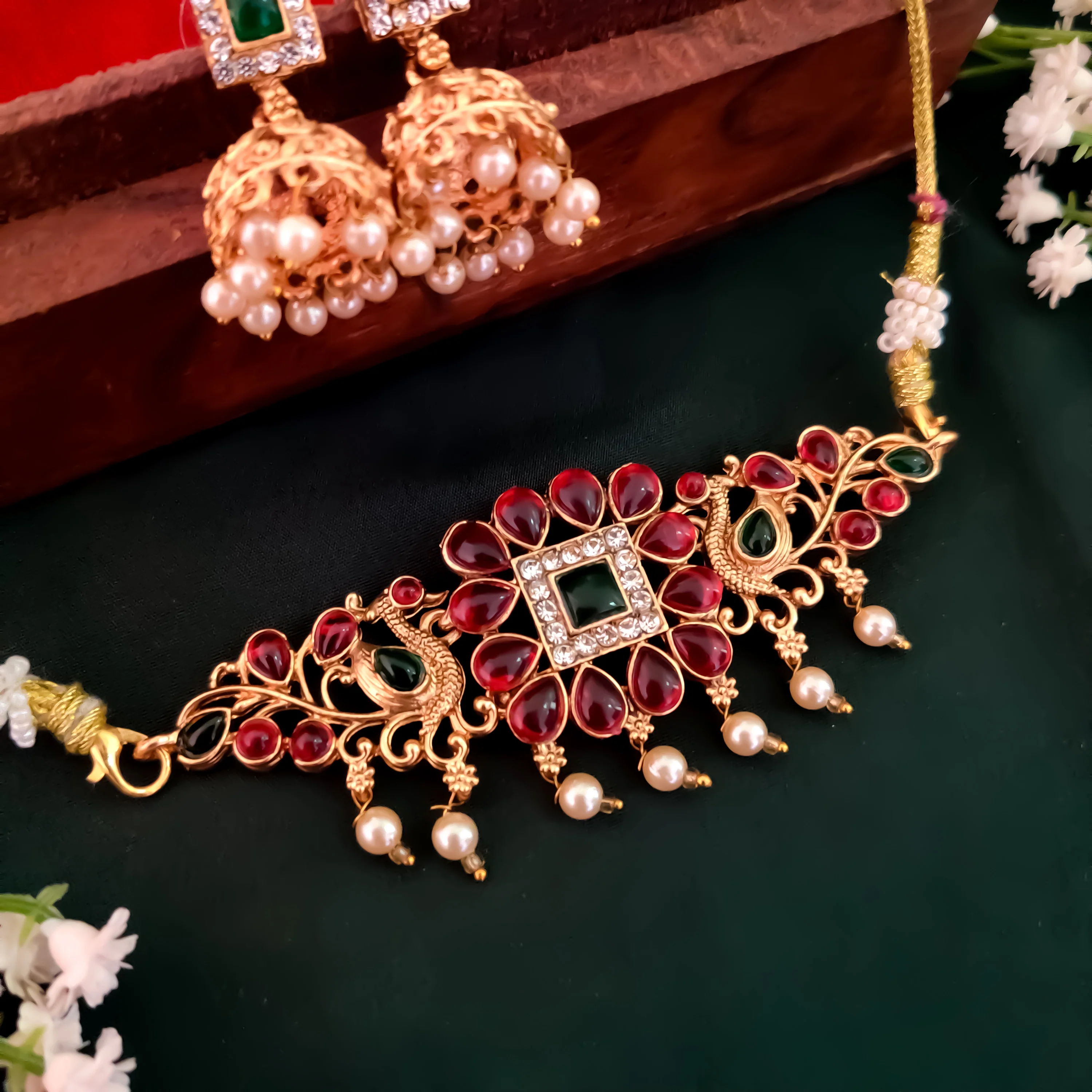 Baruni Choker Necklace Set - Image 3